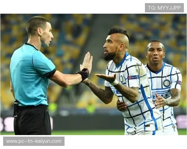 欧冠VAR透明化倡议迫使决策层进行回应