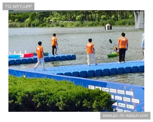 公开水域赛事积极引入志愿皮划艇护航力量